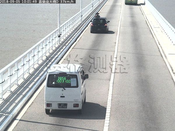 5c2f2338308cd.jpg 區間測速現場2.jpg